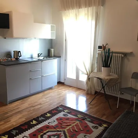 Adige Penthouse شقة فندقية 3*